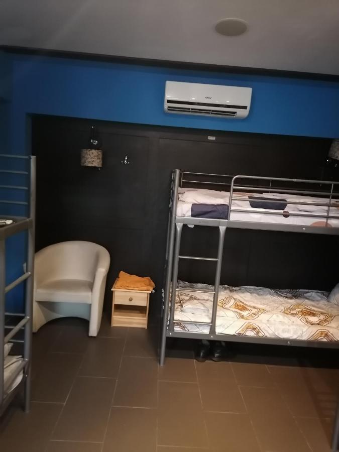 Hostel Pacific Ocean Çestohova Dış mekan fotoğraf